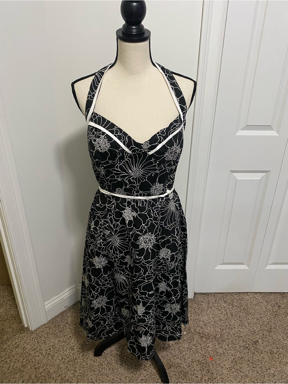 Boston Proper Black and White Floral Dress